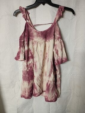 easel Mauve and Cream Tie-Dye Cold-Shoulder Top